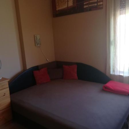 Betty Apartman Balatonfuzfo Exterior photo